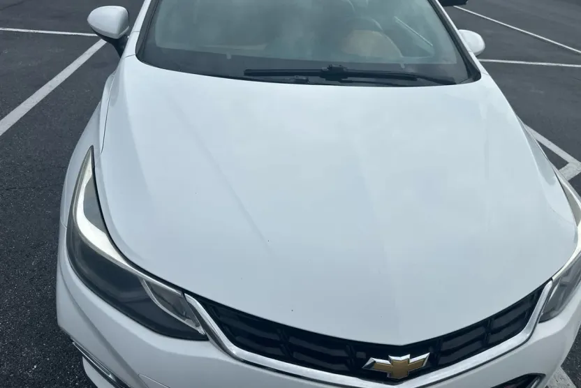 2016 Chevrolet Cruze Premier photo 1