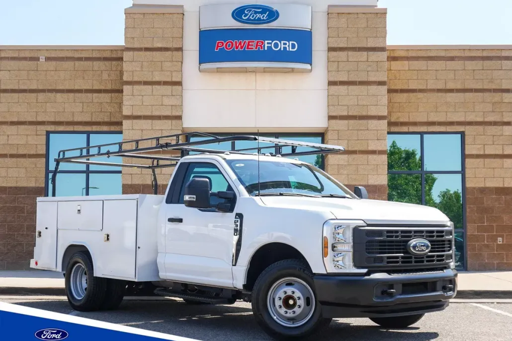 2024 Ford F-350 photo 1