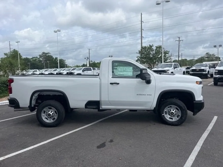 2024 Chevrolet Silverado 2500HD photo 8