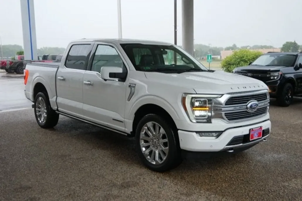 2022 Ford F-150 Limited photo 1