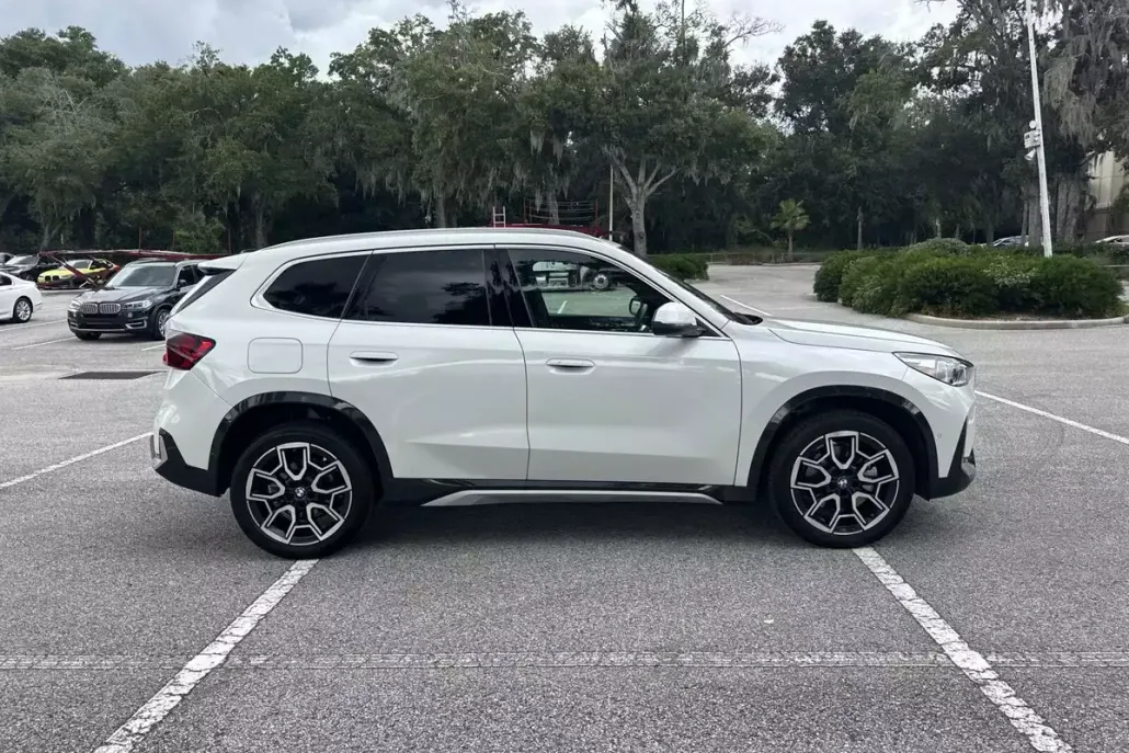 2025 Bmw X1 XDrive28i photo 1