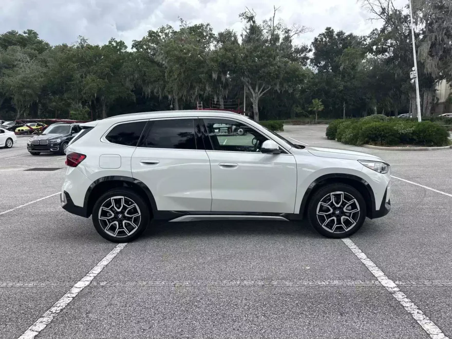 2025 Bmw X1 XDrive28i photo 1