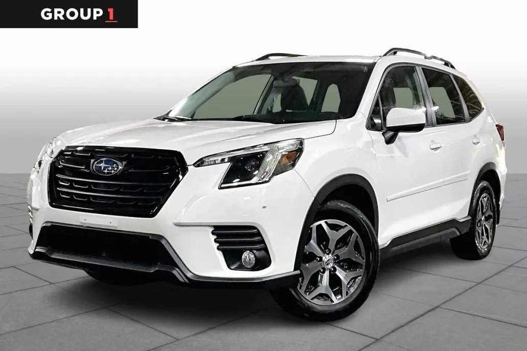 2022 Subaru Forester Premium photo 1