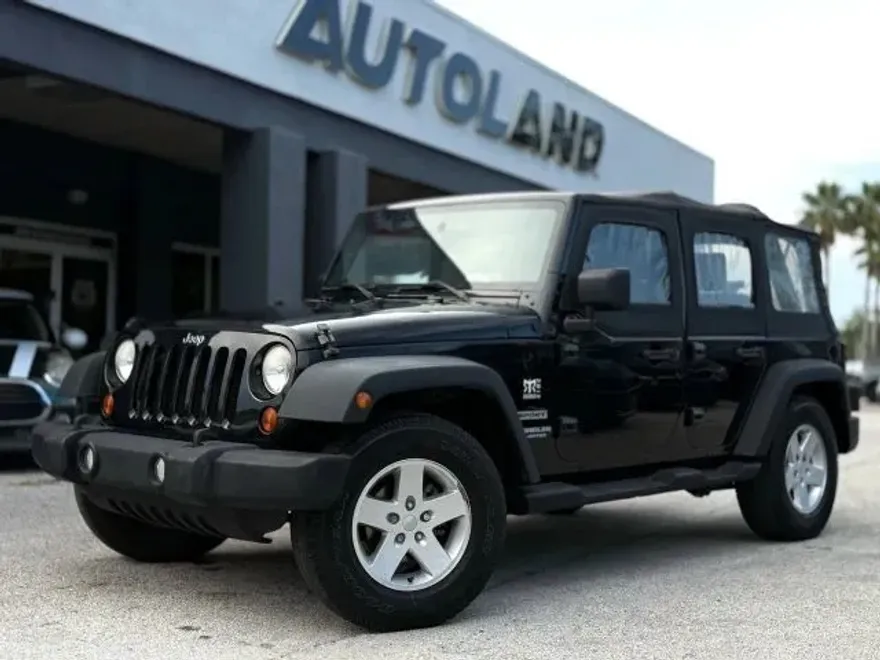 2010 Jeep Wrangler Unlimited Sport photo 1