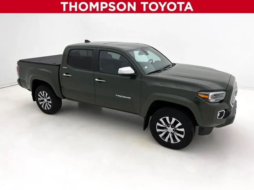 2022 Toyota Tacoma Limited photo 1