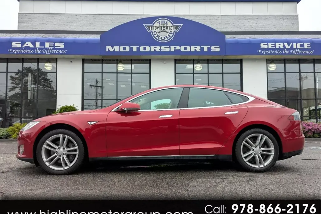 2015 Tesla Model S AWD P90D photo 1