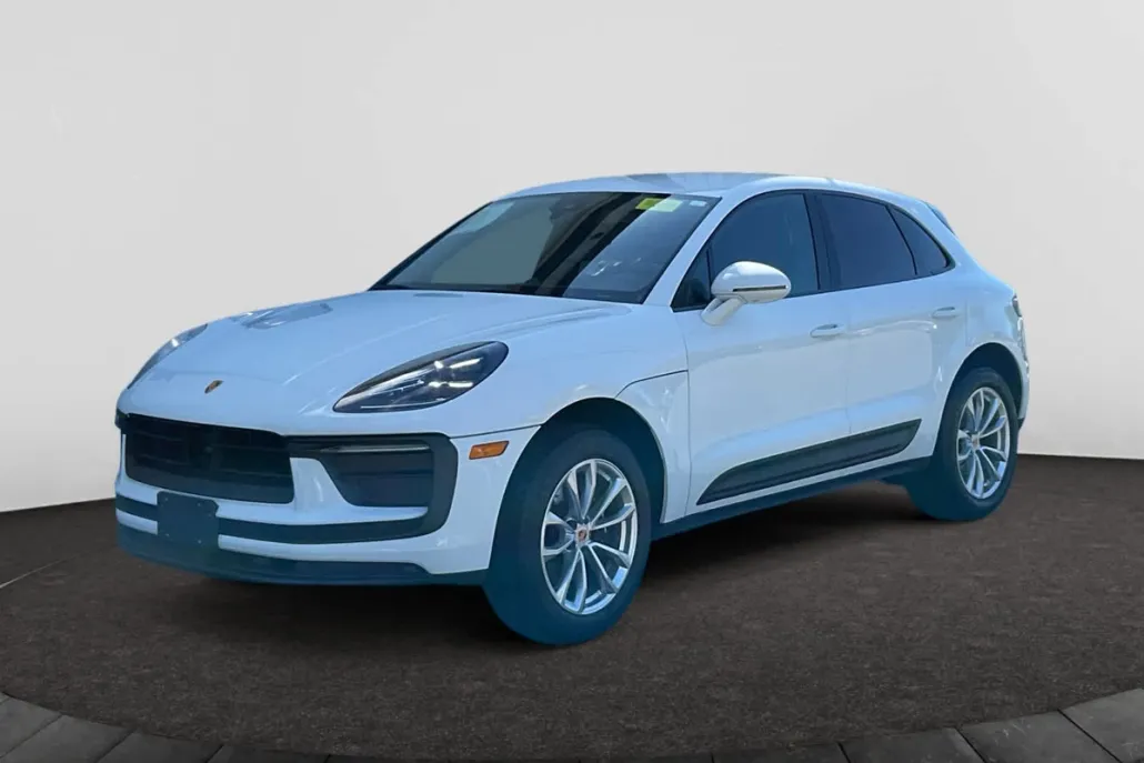 2022 Porsche Macan photo 1