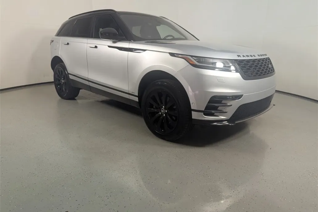 2018 Land Rover Range Rover Velar SE photo 1