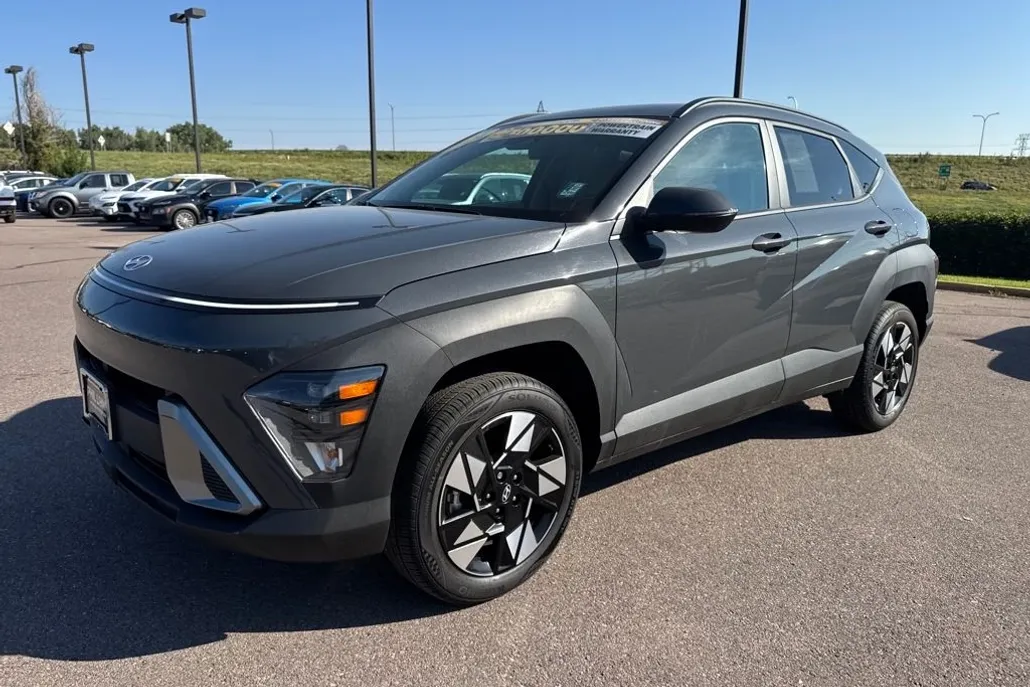 2024 Hyundai Kona SEL photo 1