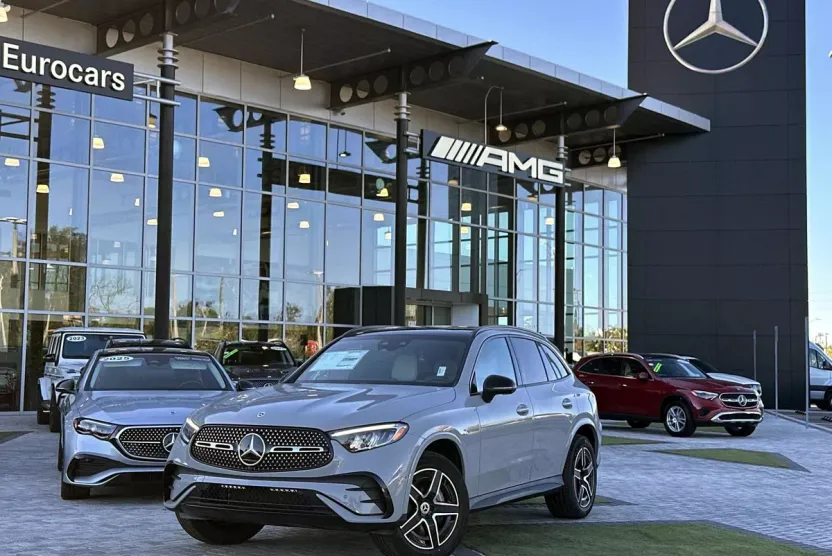 2026 Mercedes Benz GLC 300 photo 1