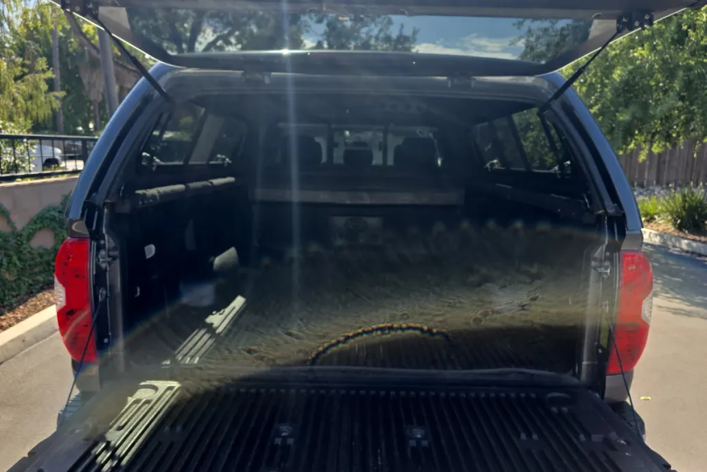 2014 Toyota Tundra SR5 photo 1