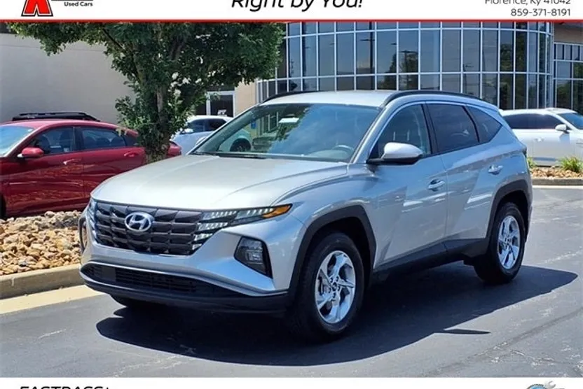2024 Hyundai Tucson SEL photo 1