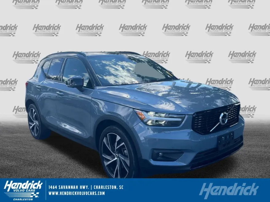 2021 Volvo XC40 R-Design photo 1