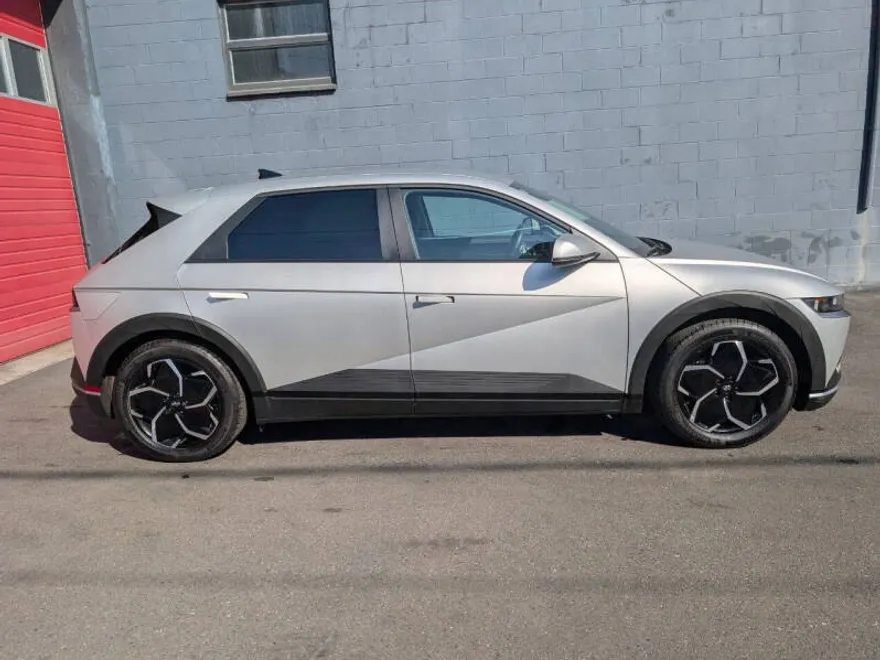2023 Hyundai Ioniq 5 SEL photo 1
