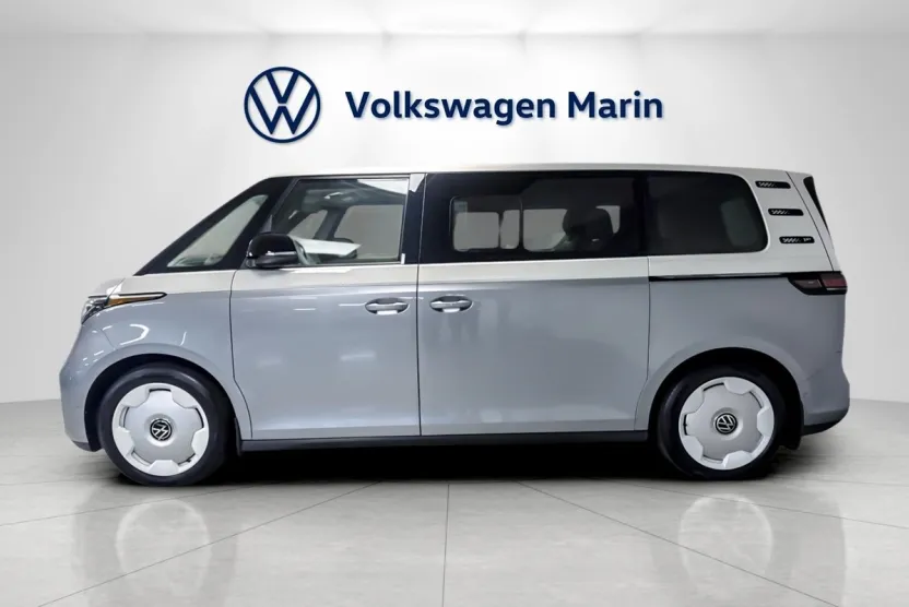 2025 Volkswagen ID. Buzz photo 1