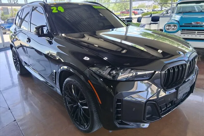 2024 Bmw X5 M60i photo 1