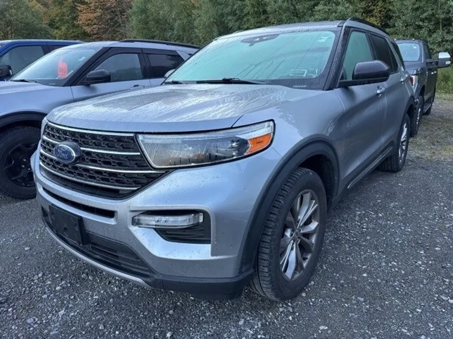 2021 Ford Explorer XLT photo 1