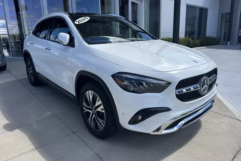 2025 Mercedes Benz GLA 250 photo 1