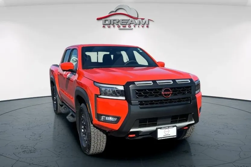 2025 Nissan Frontier Crew Cab PRO-4X photo 1