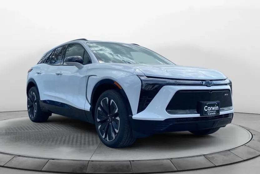2024 Chevrolet Blazer EV RS photo 1