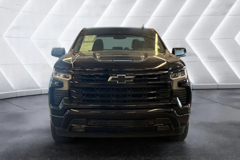 2023 Chevrolet Silverado 1500 RST photo 1