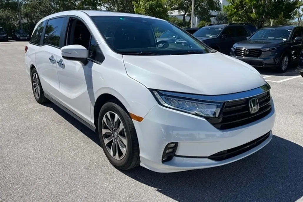 2024 Honda Odyssey EX-L photo 1