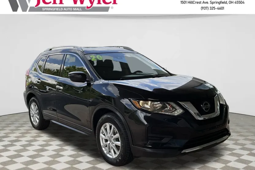 2020 Nissan Rogue SV photo 1