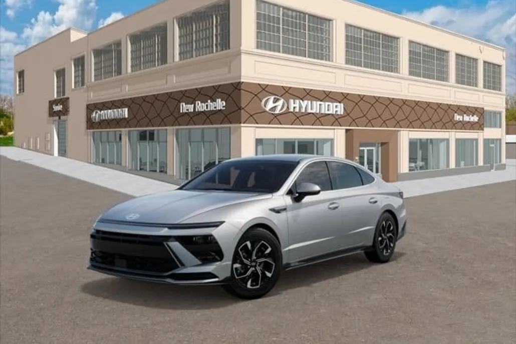 2025 Hyundai Sonata SEL photo 1