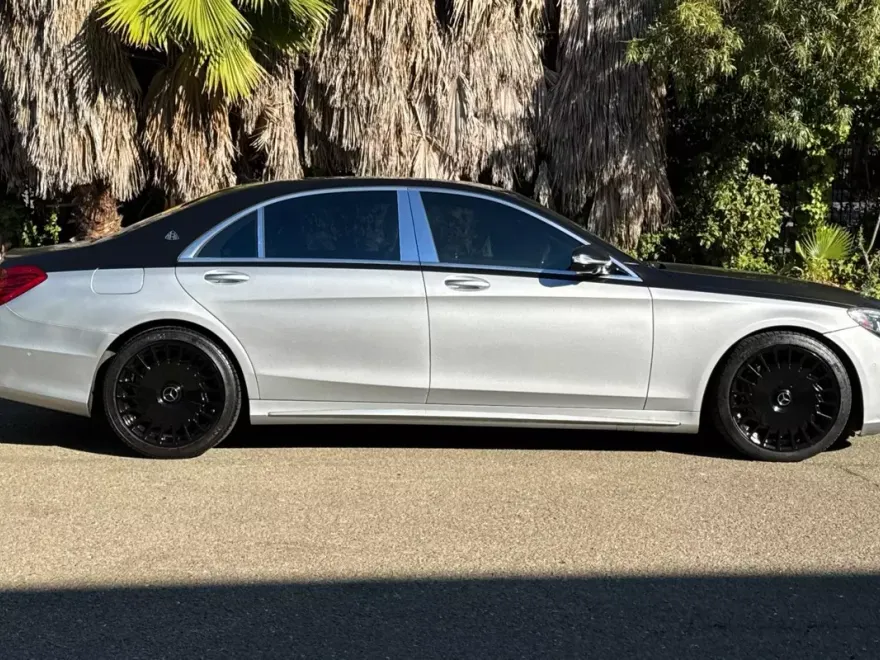 2015 Mercedes Benz S 550 Maybach photo 1