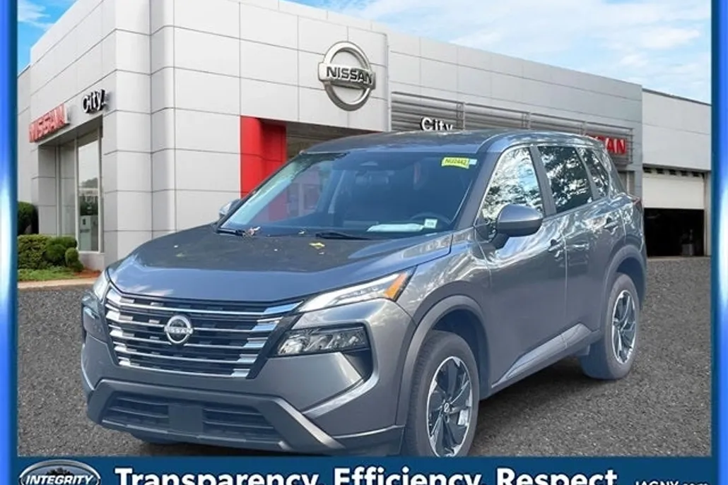 2024 Nissan Rogue SV photo 1