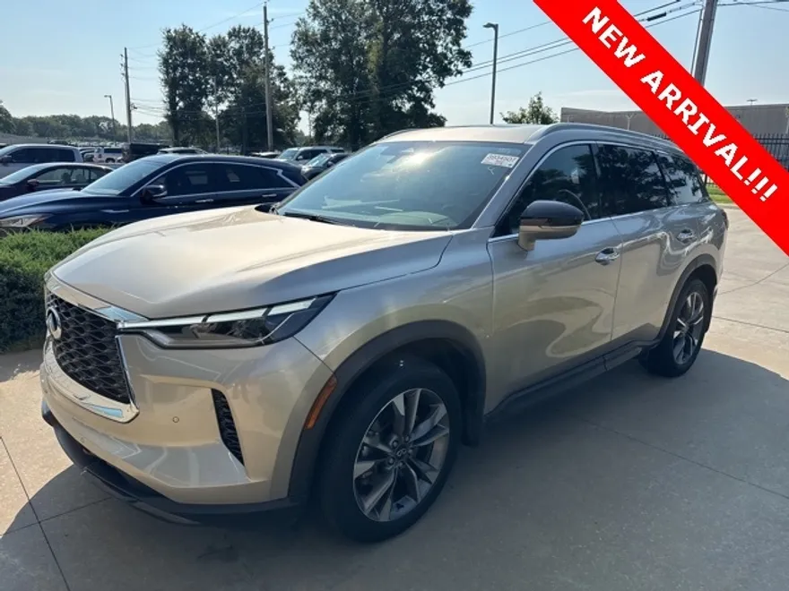 2024 Infiniti QX60 Luxe photo 1