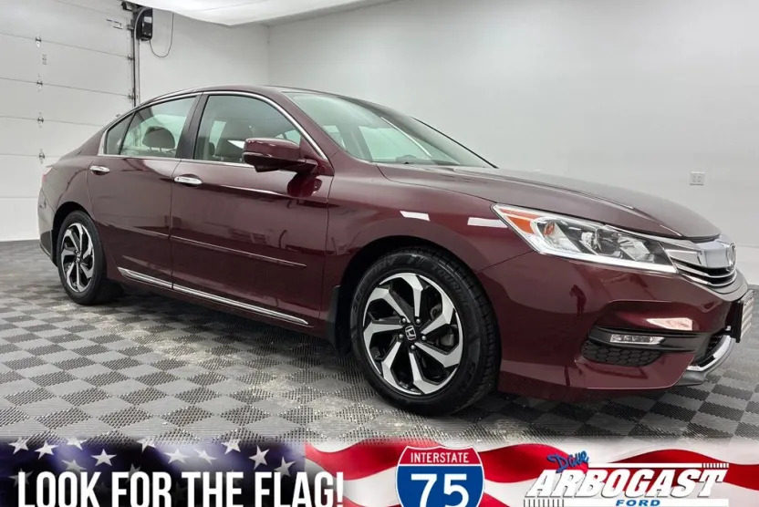 2017 Honda Accord EX-L photo 1