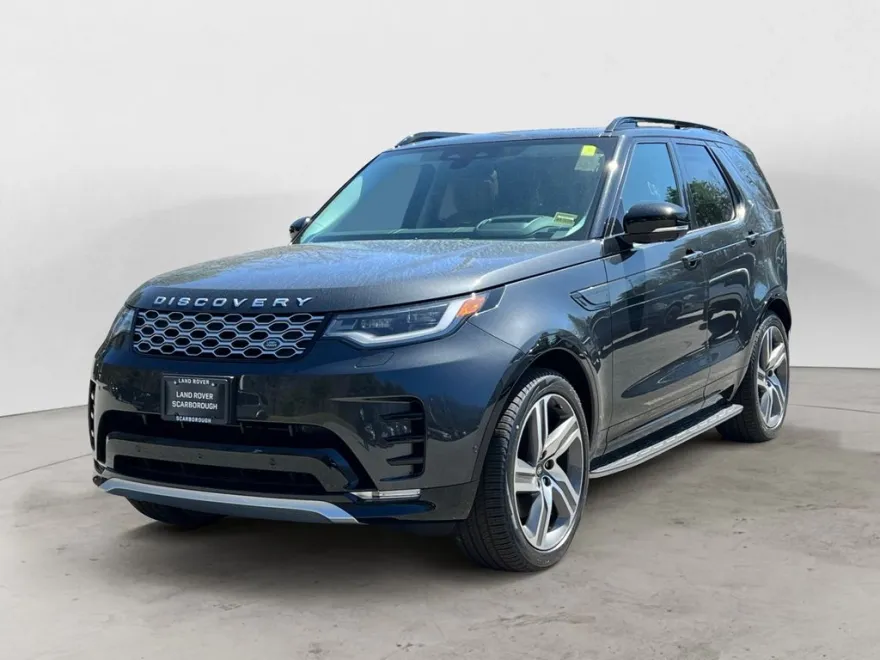 2025 Land Rover Discovery Metropolitan Edition photo 1