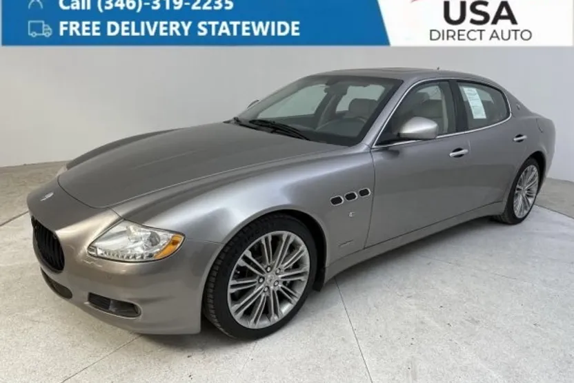2010 Maserati Quattroporte S photo 1