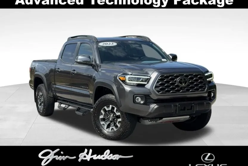 2023 Toyota Tacoma TRD V6 photo 1