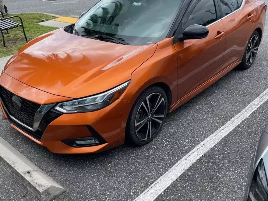 2021 Nissan Sentra SR photo 1
