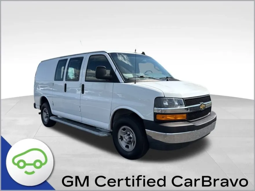 2023 Chevrolet Express Cargo 2500 photo 1