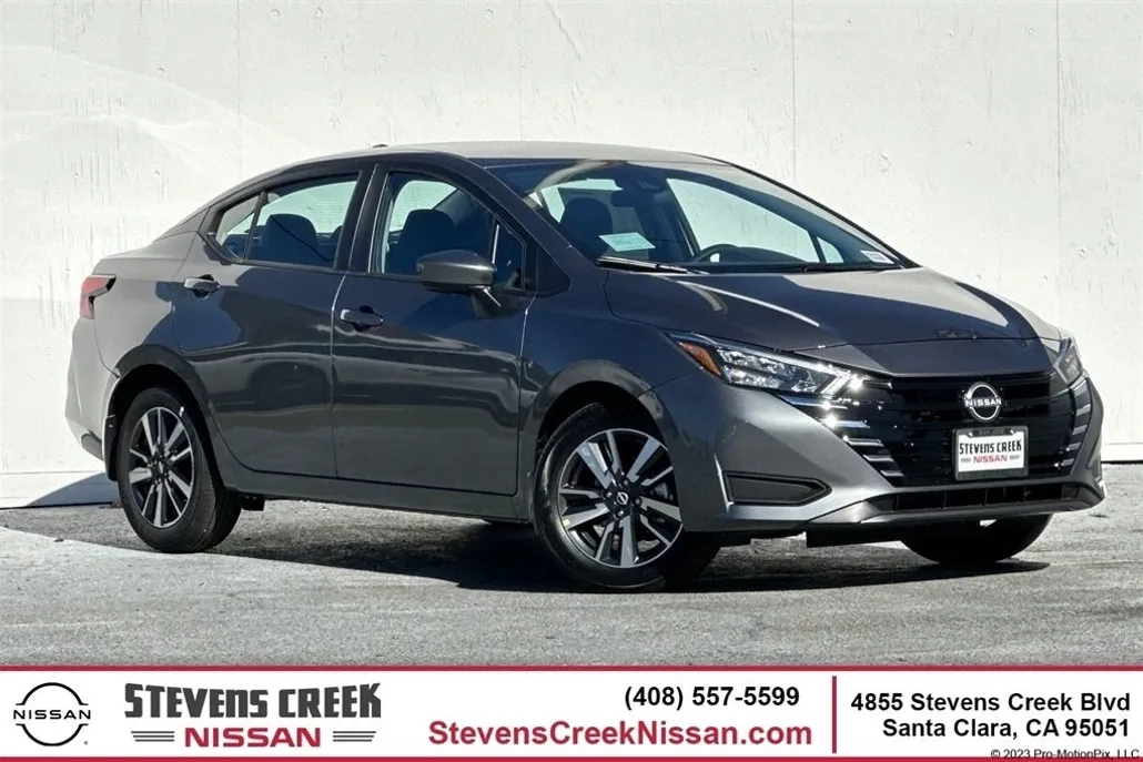 2025 Nissan Versa 1.6 SV photo 1