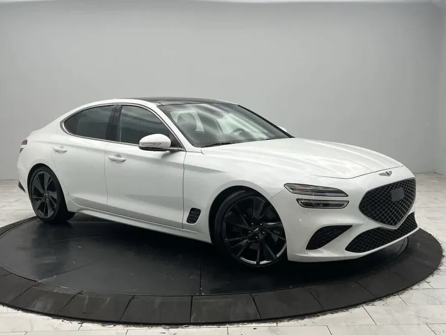 2022 Genesis G70 3.3T photo 1