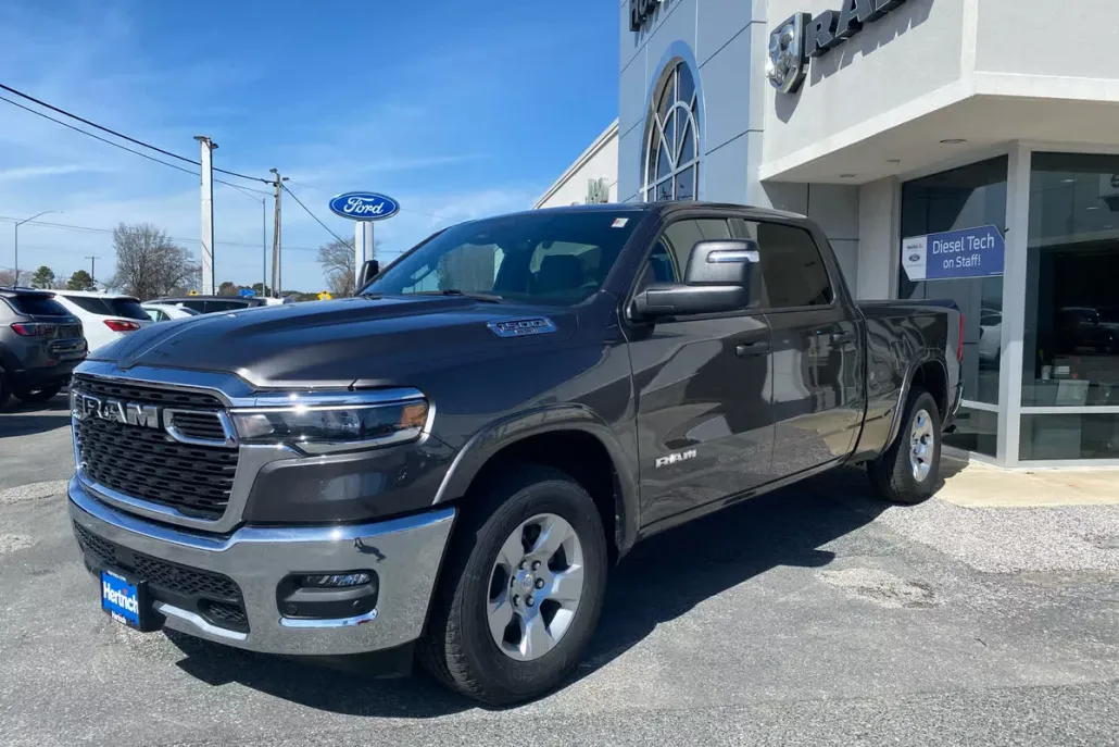 2025 Ram 1500 Big Horn photo 1