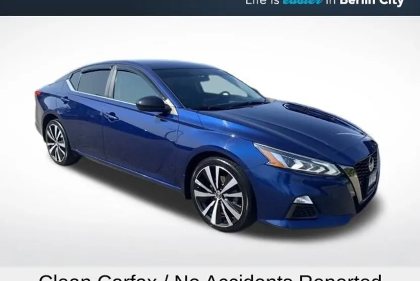 2019 Nissan Altima 2.5 SR photo 1