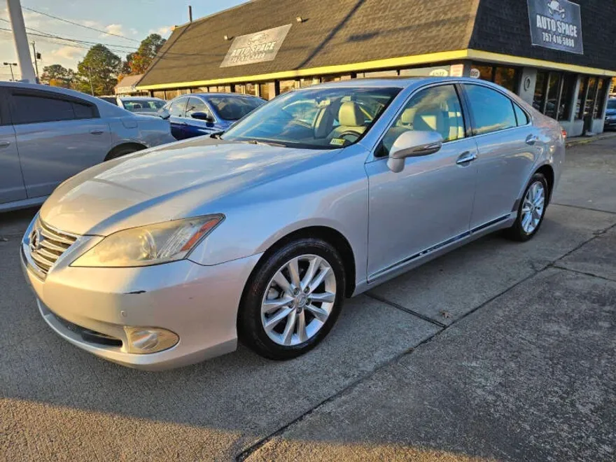 2011 Lexus ES 350 photo 1