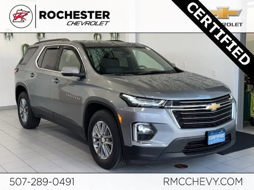 2023 Chevrolet Traverse Cloth 1LT photo 1