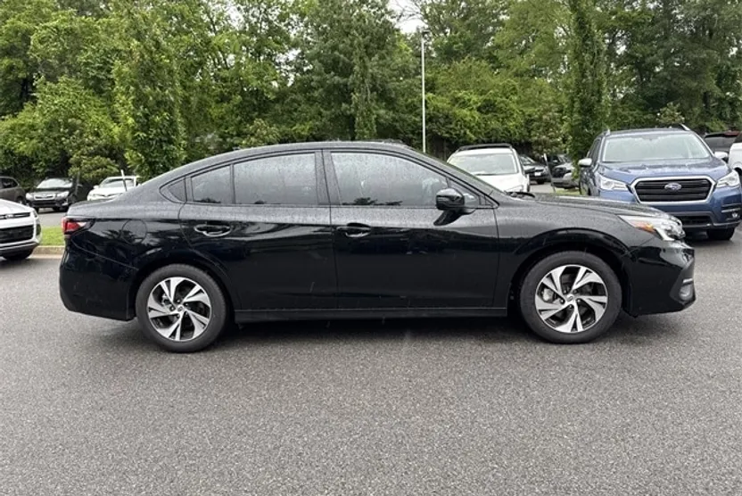 2025 Subaru Legacy Premium photo 1