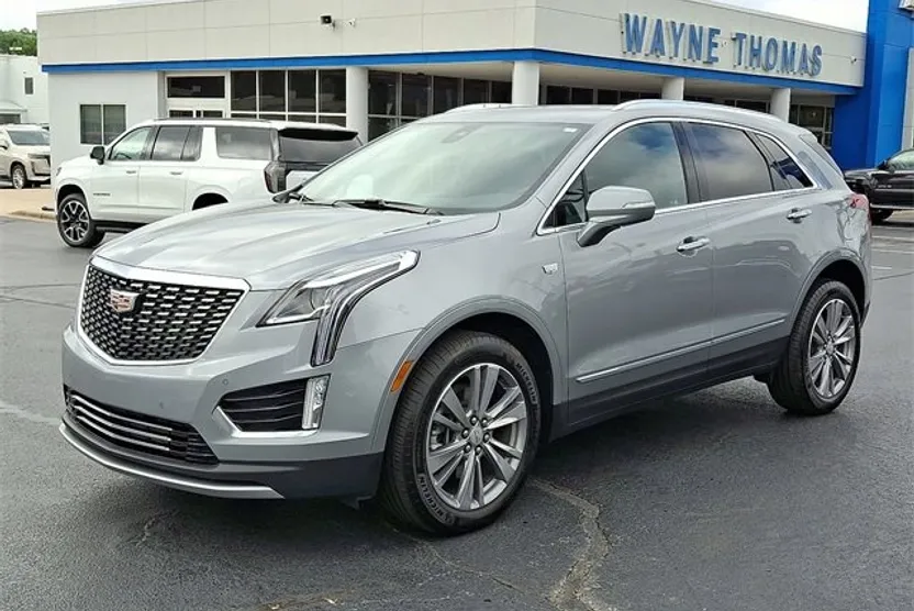 2025 Cadillac XT5 Premium Luxury photo 1