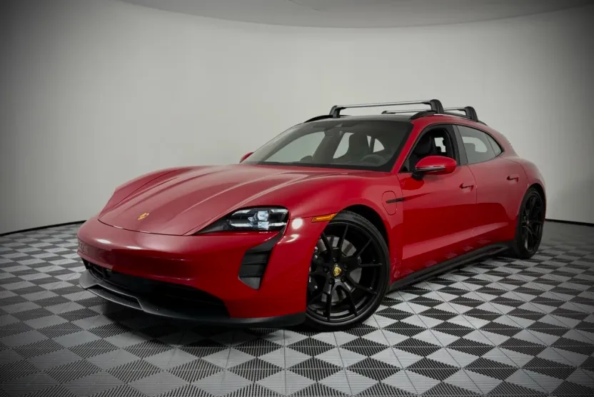 2024 Porsche Taycan Sport Turismo GTS photo 1