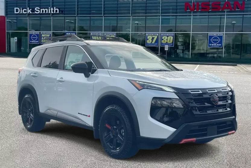 2026 Nissan Rogue SV photo 1