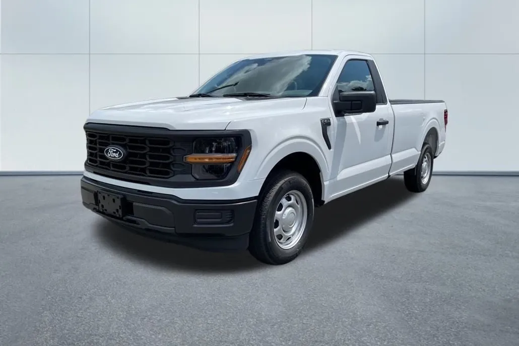 2025 Ford F-150 XL photo 1