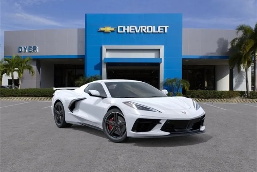 2025 Chevrolet Corvette Stingray 2LT photo 1