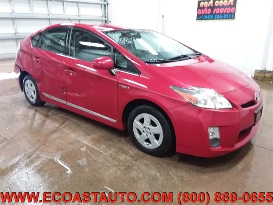 2011 Toyota Prius photo 1
